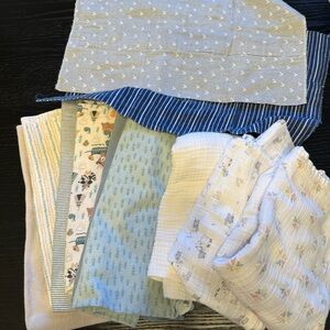 Bundle of 11 | Neutral Muslin Swaddles + 2 Changing Pads